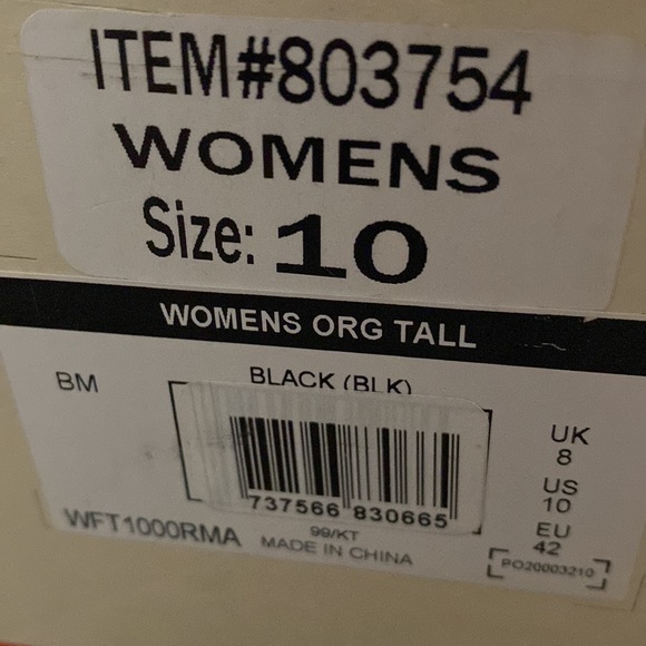 Brand New, still in box Hunter Boots Black, women’s size 10. - Picture 3 of 4